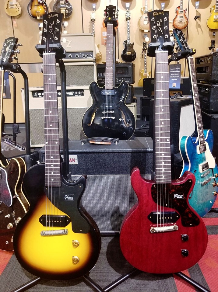 Les-paul-junior-guitars