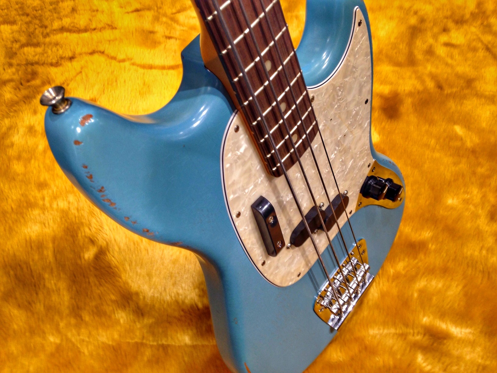 Fender-jmj-mustang-bass