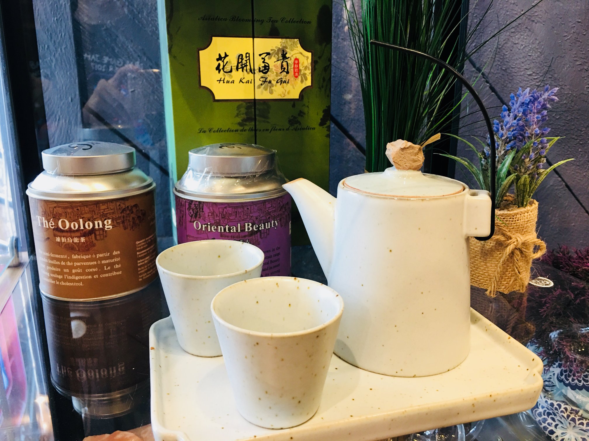 Porcelain-tea-set