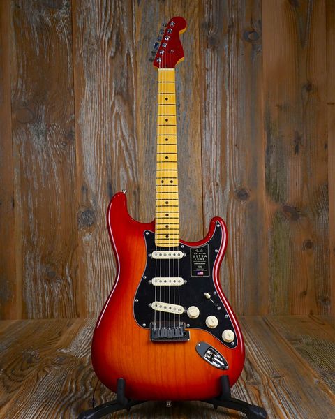 Ultra-luxe-stratocaster